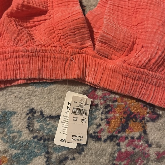 Aerie // butterfly flow purposely distressed crop top - Picture 2 of 3